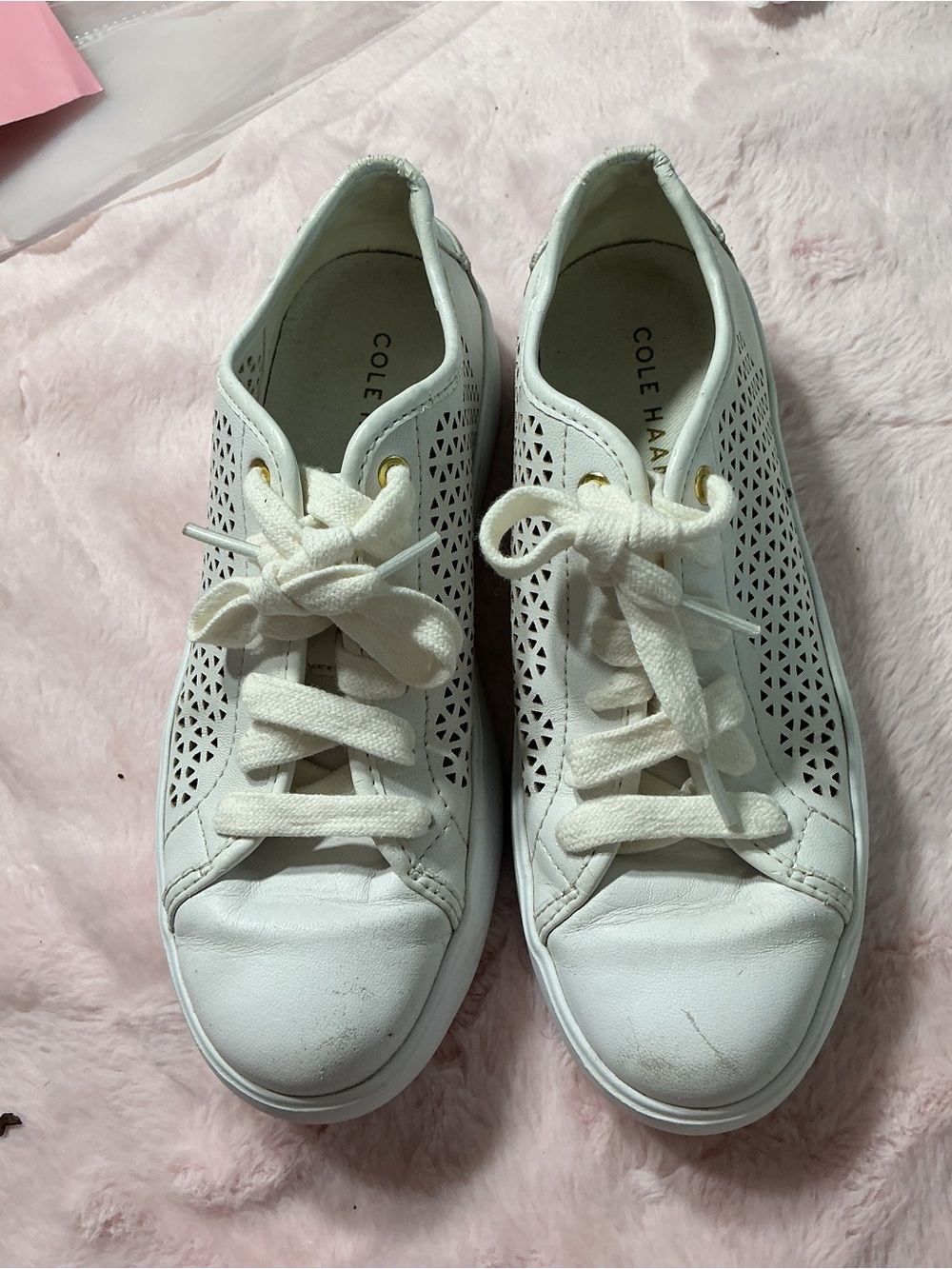 Cole Haan White Perforated Lace-Up Women's Sneakers b77